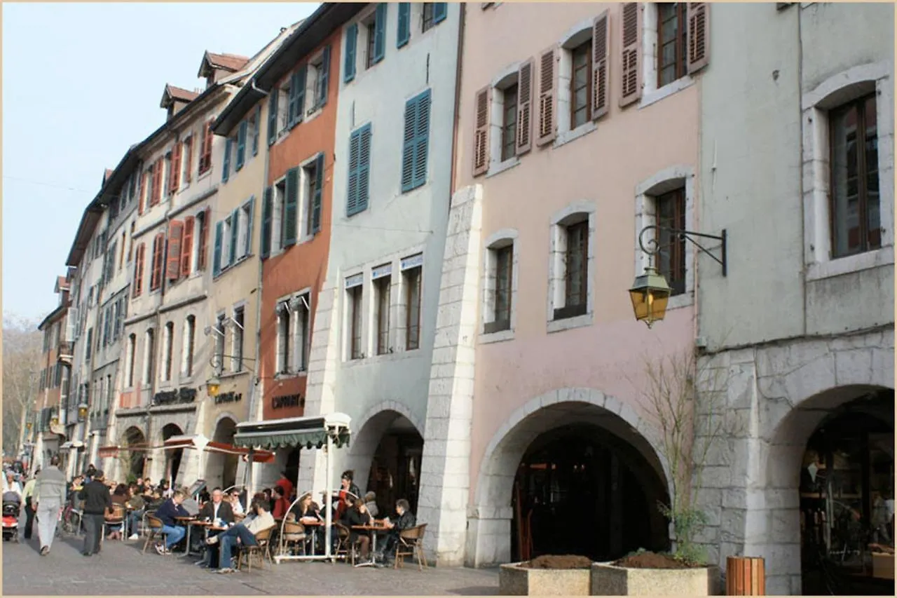 Vegetal Cocoon Apartment Annecy