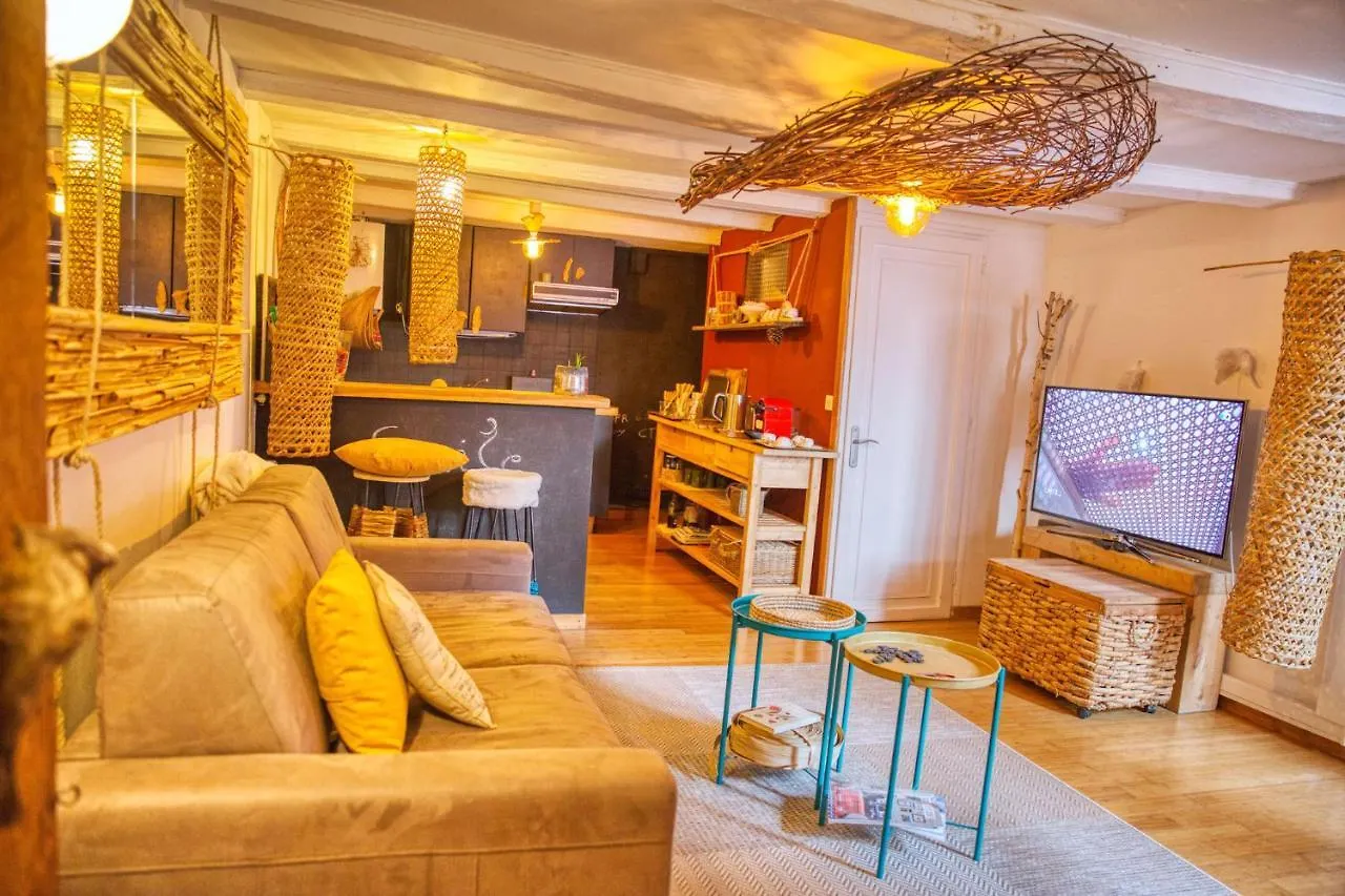 Vegetal Cocoon Apartment Annecy 0*,  France