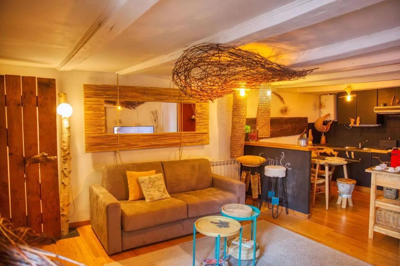 Vegetal Cocoon Apartment Annecy France